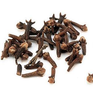 Clove Oil / Minyak Cengkih / 丁香油 - Indonesia