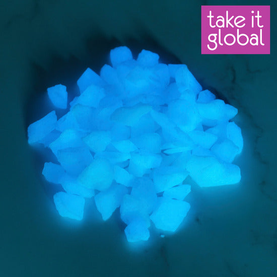 Glow in the dark stone /Pebbles / Night Light Stone / Glowing Rock 荧光石 - S / M Sizes